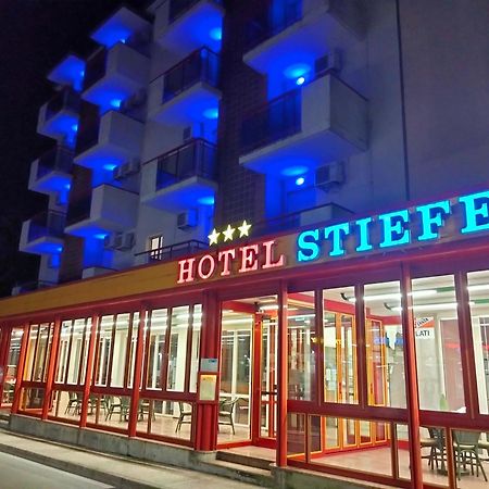 Hotel Stiefel Lignano Sabbiadoro Extérieur photo