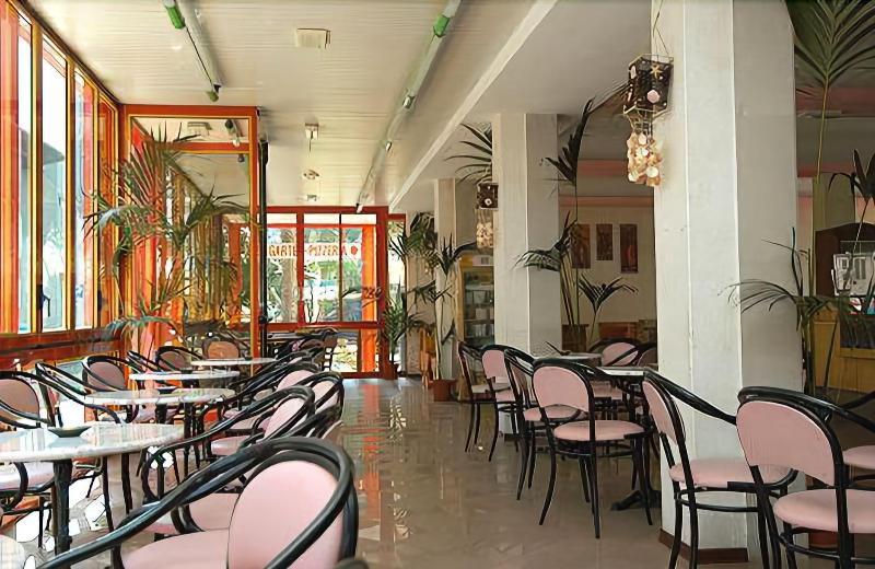 Hotel Stiefel Lignano Sabbiadoro Extérieur photo