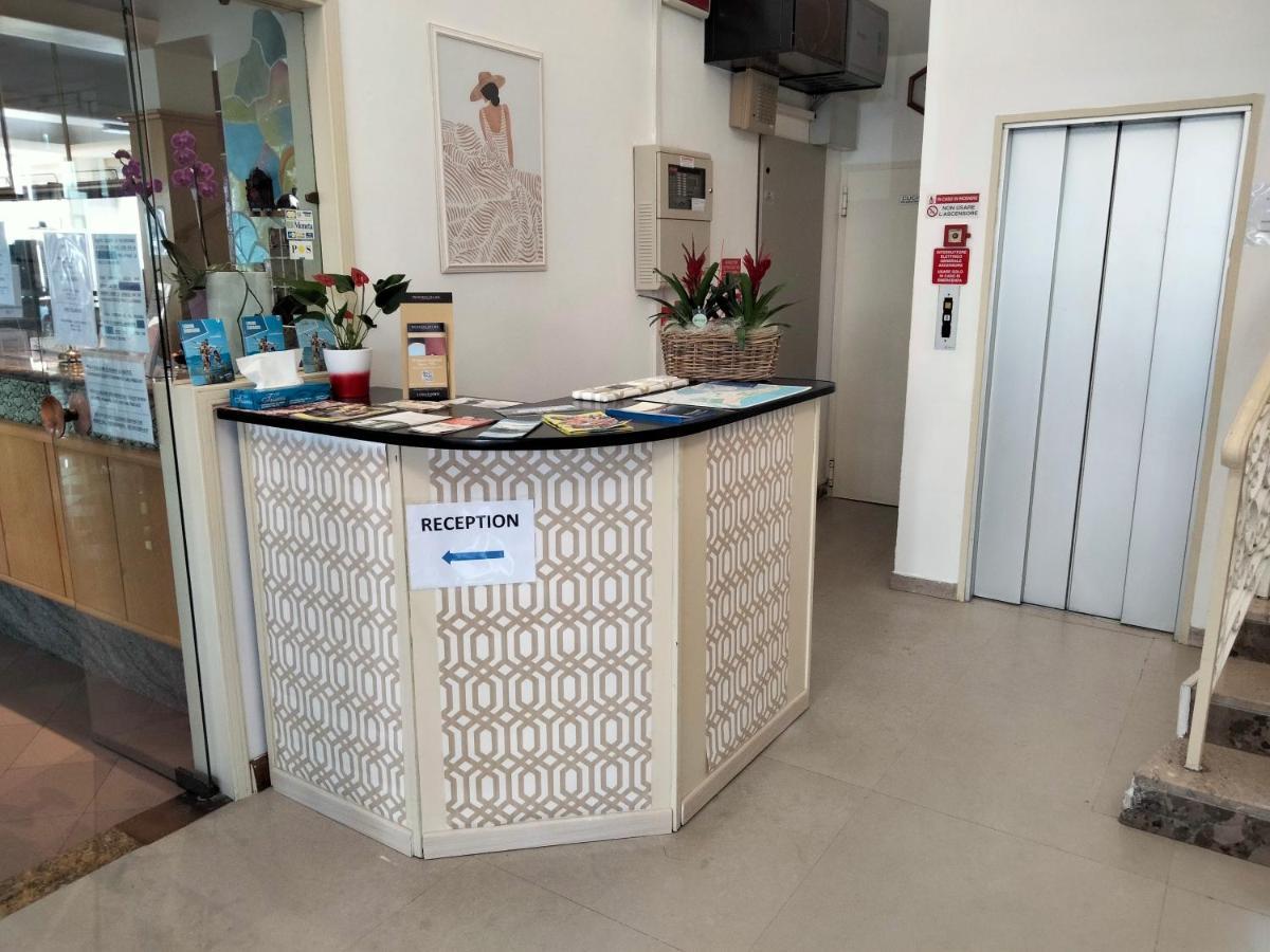 Hotel Stiefel Lignano Sabbiadoro Extérieur photo
