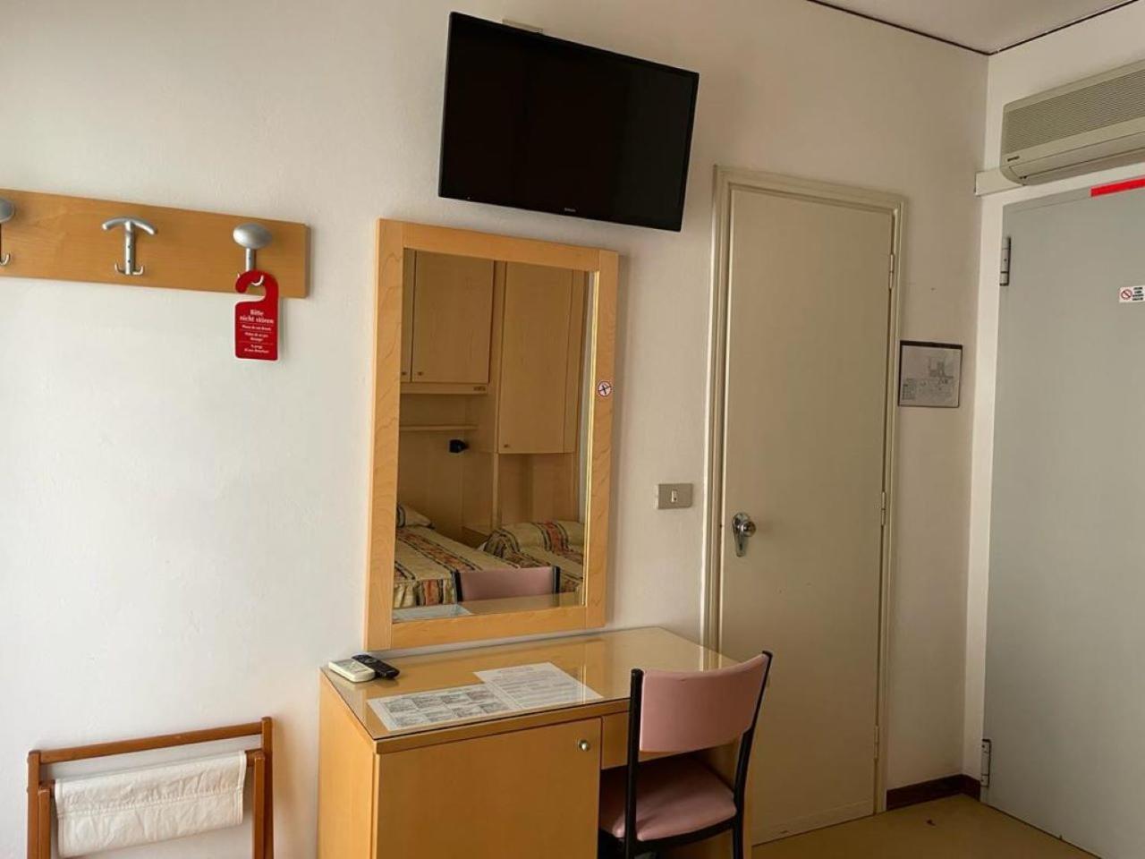 Hotel Stiefel Lignano Sabbiadoro Extérieur photo
